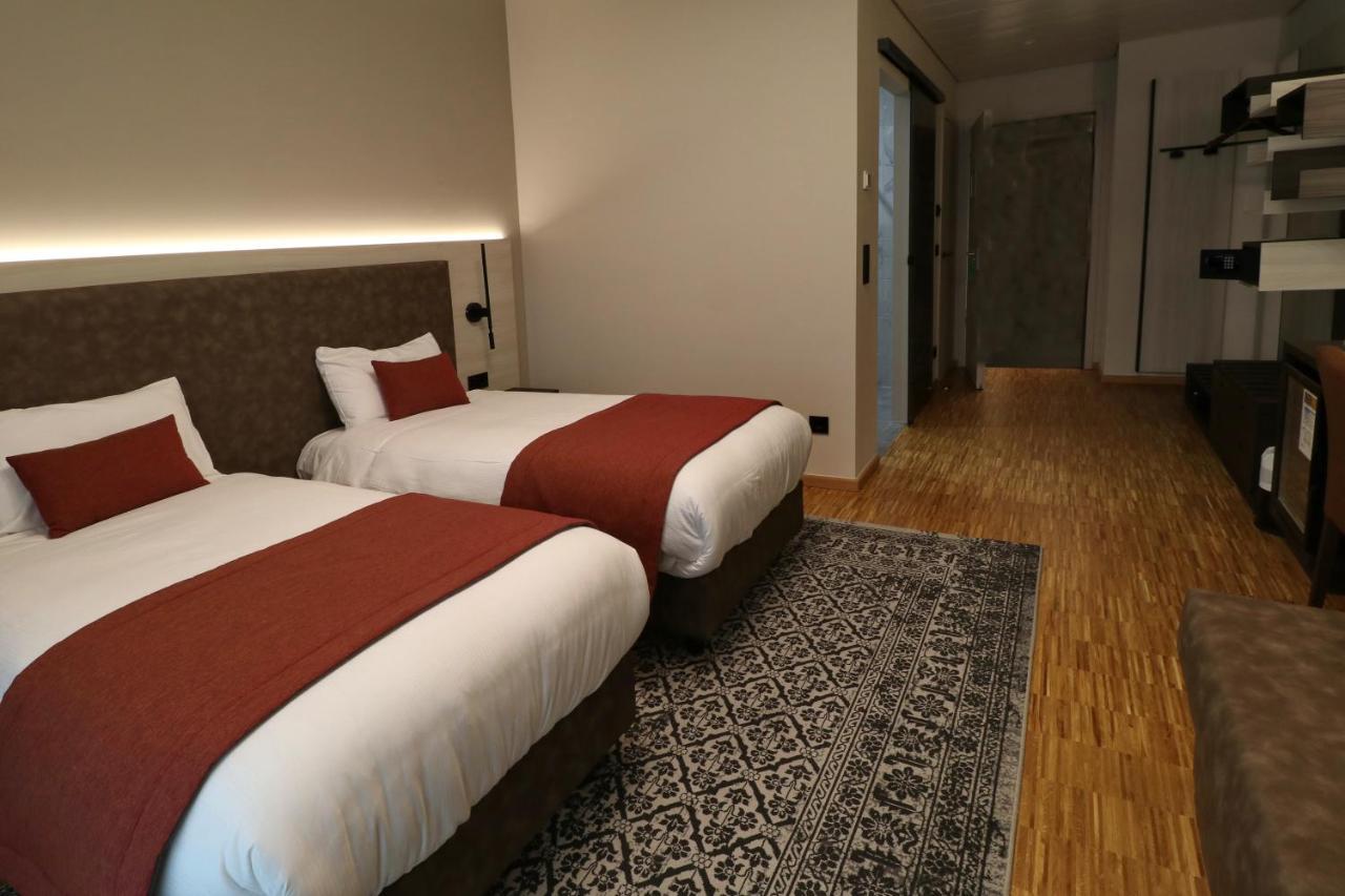 Threeland Hotel Pétange Kültér fotó