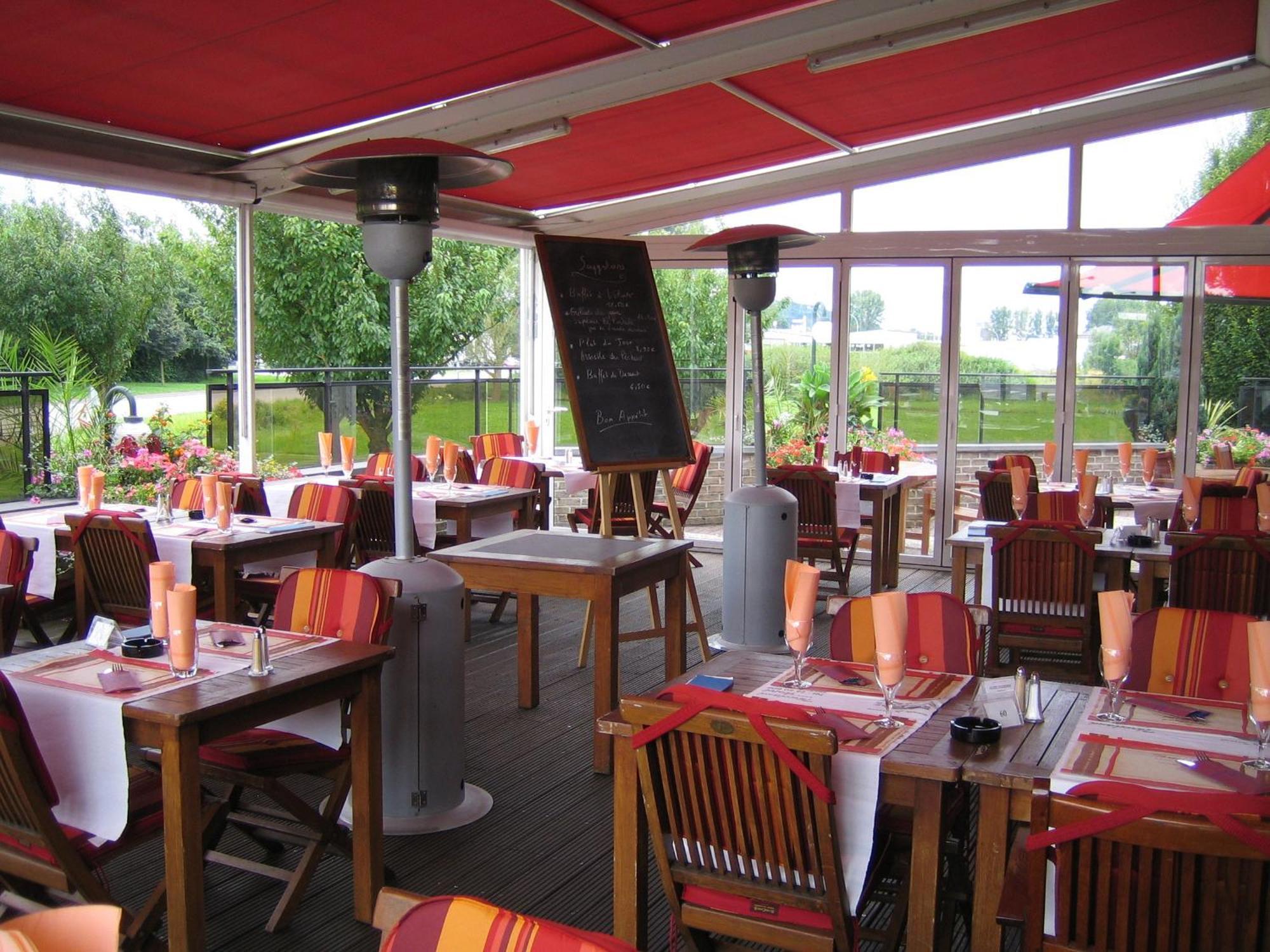 Threeland Hotel Pétange Kültér fotó